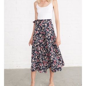 💕HP💕Amour Vert Flora Silk Maxi Skirt SOLD OUT